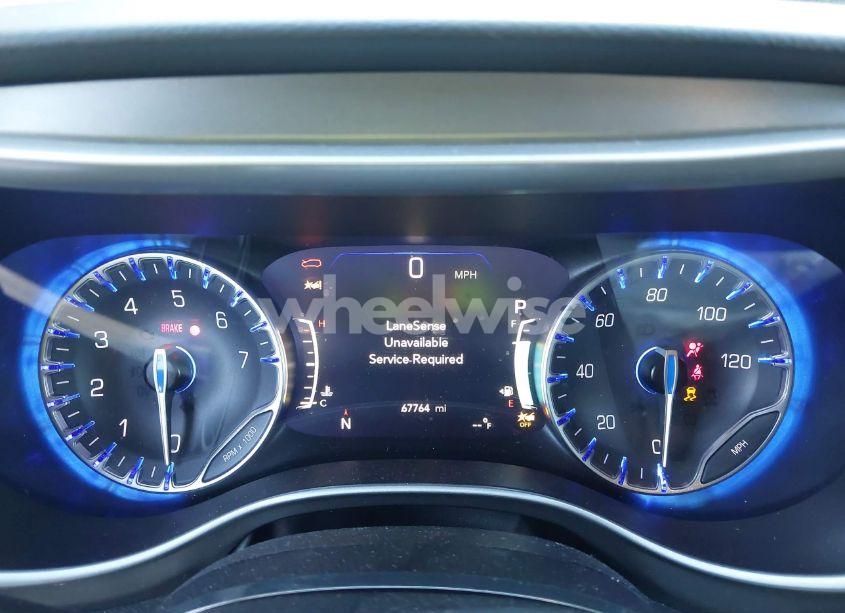 Photo 15 of 2022 Chrysler Pacifica TOURING L (VIN 2C4RC1BG8NR186480)