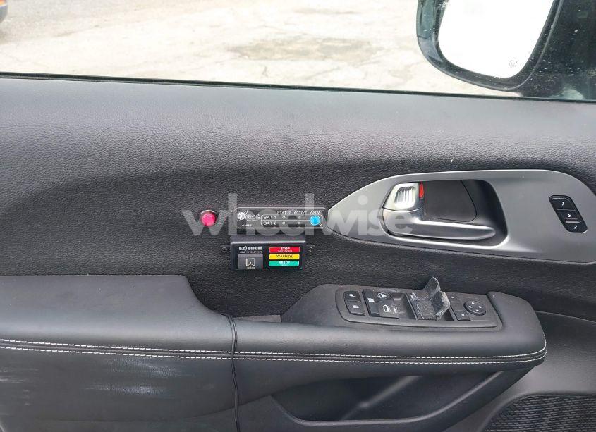 Photo 18 of 2022 Chrysler Pacifica TOURING L (VIN 2C4RC1BG8NR195566)