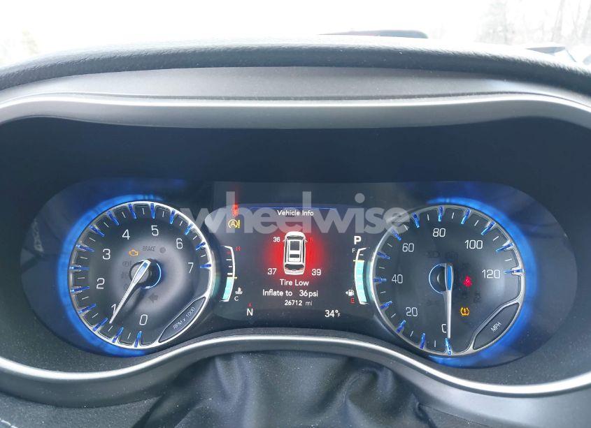 Photo 7 of 2022 Chrysler Pacifica TOURING L (VIN 2C4RC1BG8NR211295)