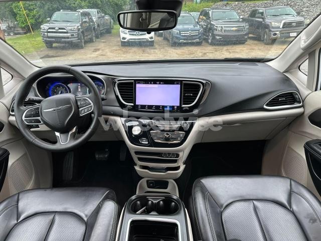 Photo 3 of 2023 CHRYSLER PACIFICA TOURING L (VIN 2C4RC1BG8PR529226)