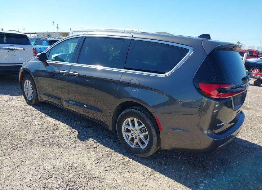 Photo 3 of 2023 Chrysler Pacifica TOURING L (VIN 2C4RC1BG8PR529369)