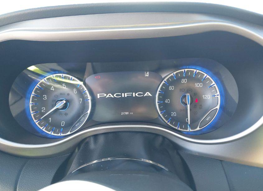Photo 7 of 2023 Chrysler Pacifica TOURING L (VIN 2C4RC1BG8PR529369)