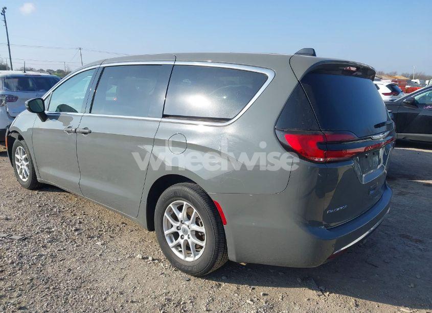 Photo 3 of 2023 Chrysler Pacifica TOURING L (VIN 2C4RC1BG8PR559908)