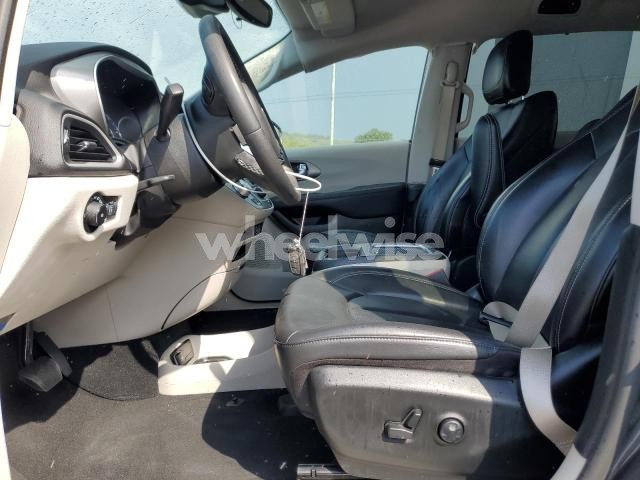 Photo 13 of 2023 CHRYSLER PACIFICA TOURING L (VIN 2C4RC1BG8PR580810)