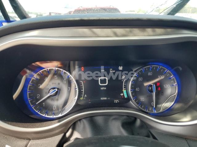 Photo 2 of 2023 CHRYSLER PACIFICA TOURING L (VIN 2C4RC1BG8PR580810)