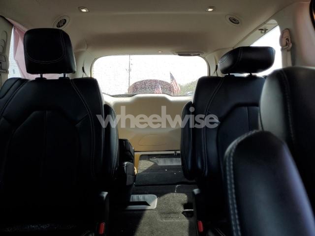 Photo 3 of 2023 CHRYSLER PACIFICA TOURING L (VIN 2C4RC1BG8PR580810)