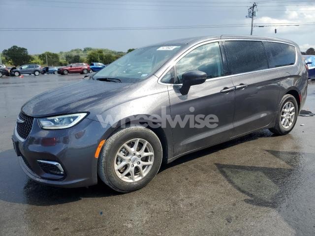 Photo 4 of 2023 CHRYSLER PACIFICA TOURING L (VIN 2C4RC1BG8PR580810)