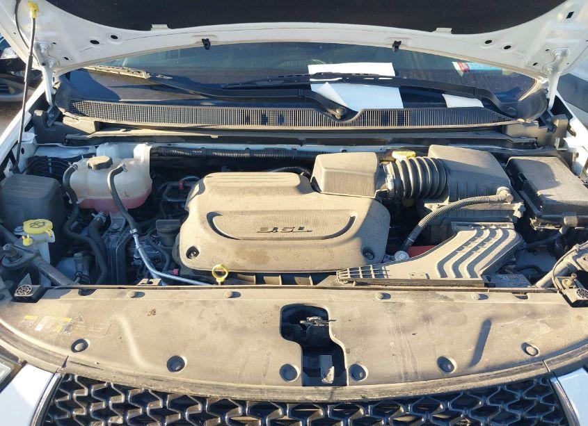 Photo 10 of 2023 Chrysler Pacifica TOURING L (VIN 2C4RC1BG8PR586302)