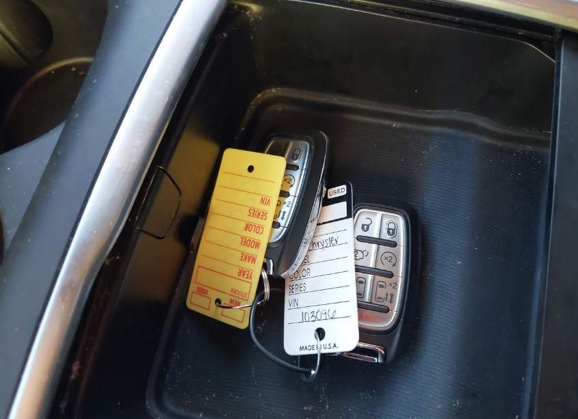 Photo 11 of 2023 Chrysler Pacifica TOURING L (VIN 2C4RC1BG8PR586302)