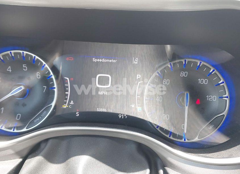 Photo 7 of 2023 Chrysler Pacifica TOURING L (VIN 2C4RC1BG8PR623994)