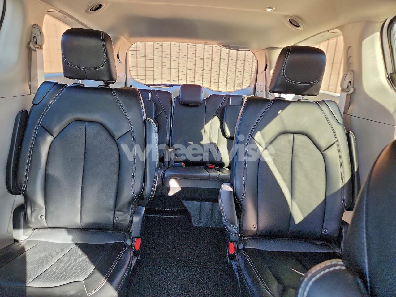 Photo 10 of 2024 CHRYSLER PACIFICA TOURING L (VIN 2C4RC1BG8RR122767)