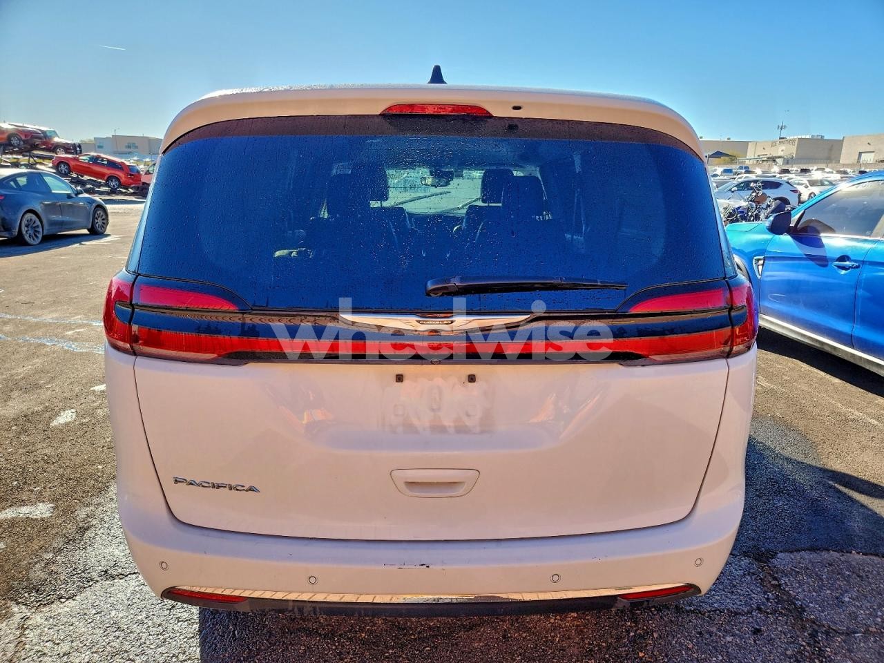 Photo 6 of 2024 CHRYSLER PACIFICA TOURING L (VIN 2C4RC1BG8RR122767)