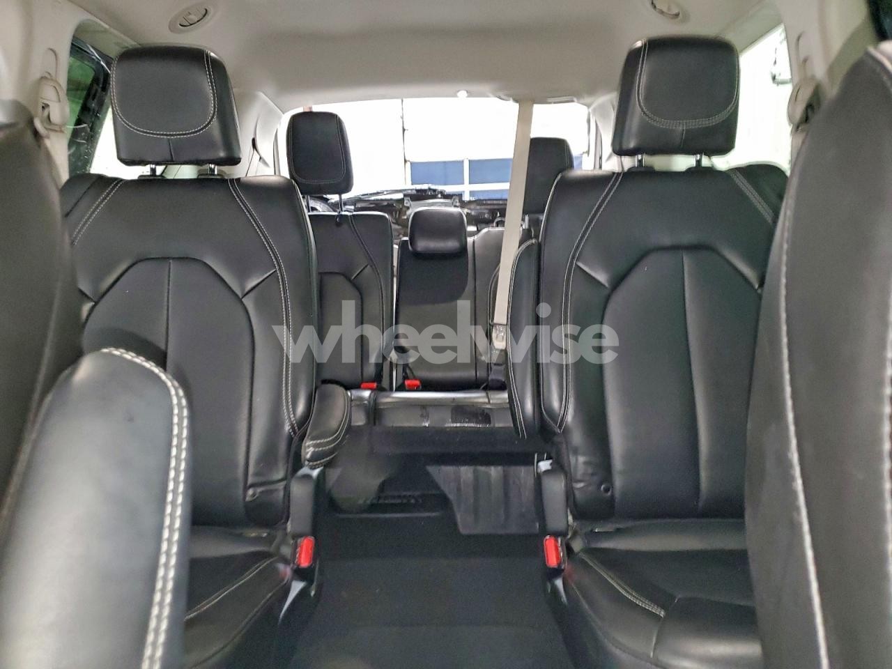 Photo 10 of 2024 CHRYSLER PACIFICA TOURING L (VIN 2C4RC1BG8RR145174)