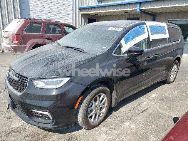2024 CHRYSLER PACIFICA TOURING L (VIN 2C4RC1BG8RR171824) main photo