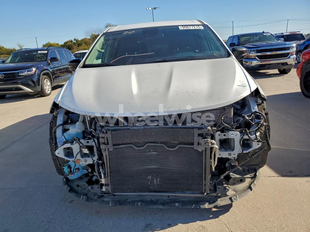 Photo 5 of 2024 CHRYSLER PACIFICA TOURING L (VIN 2C4RC1BG8RR187540)