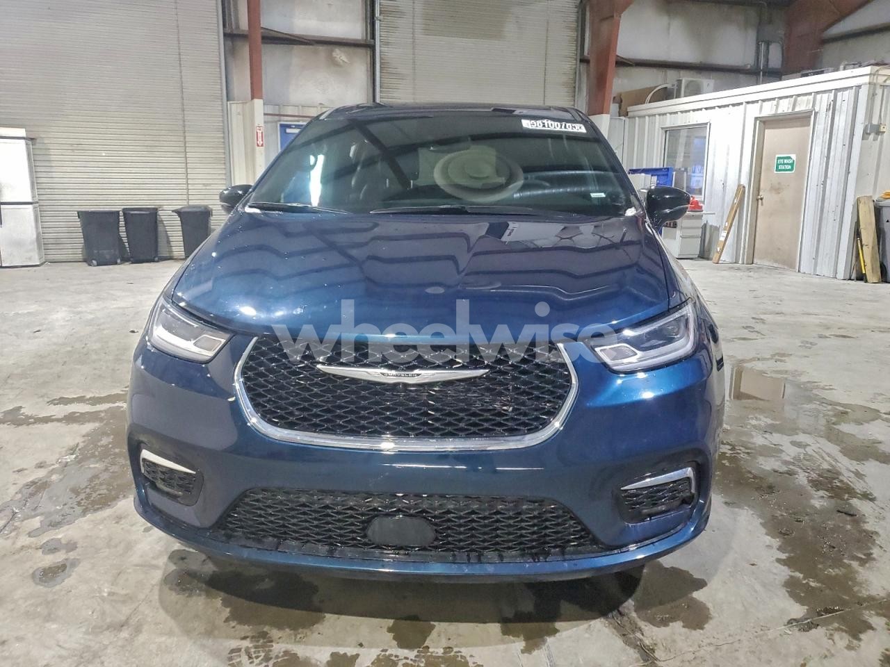 Photo 5 of 2025 CHRYSLER PACIFICA SELECT (VIN 2C4RC1BG8SR556080)