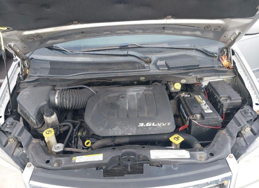 Photo 10 of 2012 Chrysler Town & COUNTRY TOURING (VIN 2C4RC1BG9CR137592)