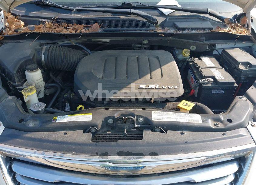 Photo 10 of 2012 Chrysler Town & COUNTRY TOURING (VIN 2C4RC1BG9CR189403)