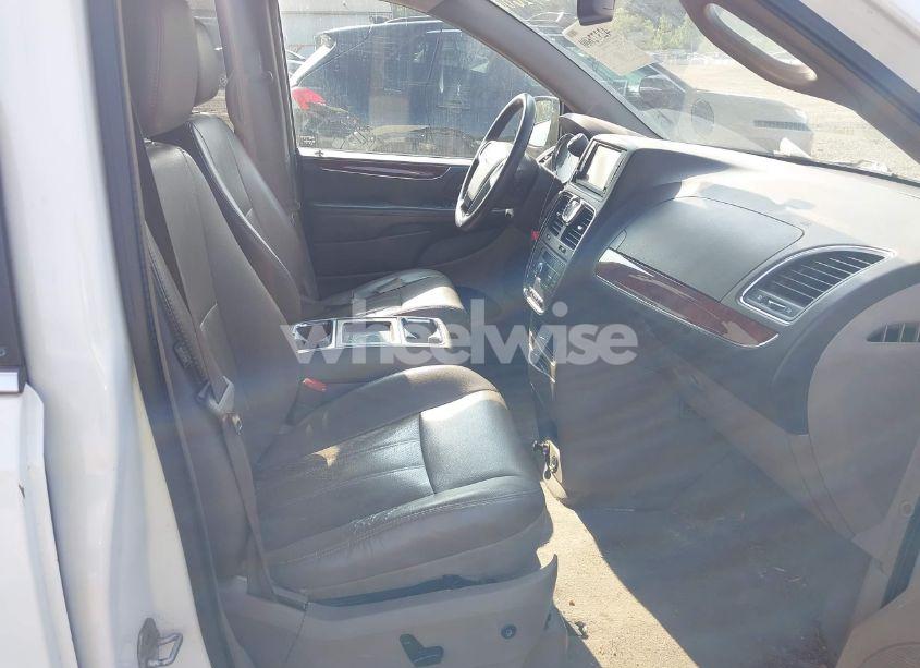 Photo 5 of 2012 Chrysler Town & COUNTRY TOURING (VIN 2C4RC1BG9CR189403)