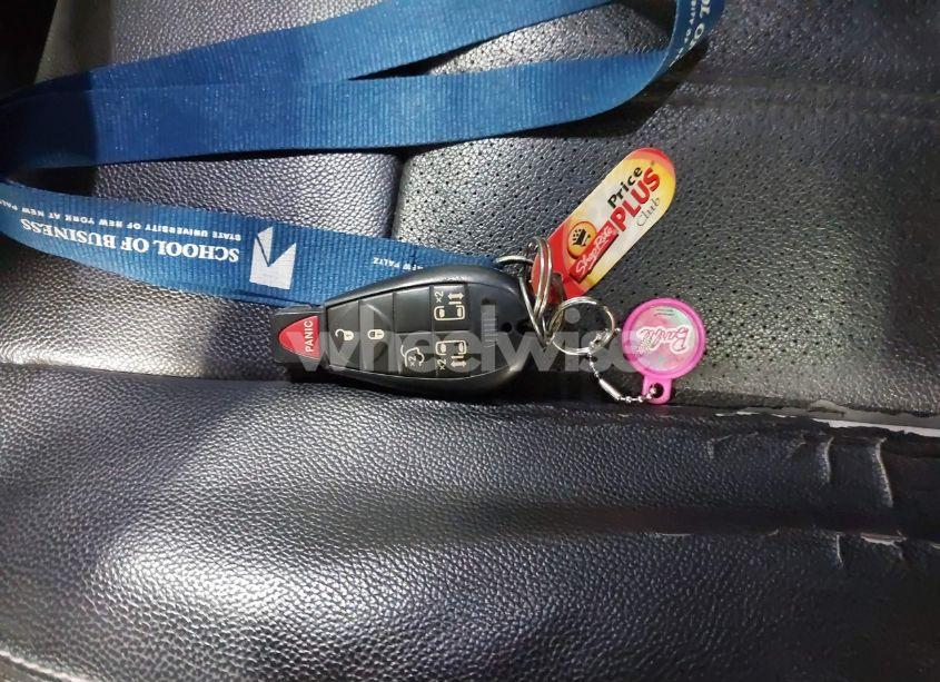 Photo 11 of 2012 Chrysler Town & COUNTRY TOURING (VIN 2C4RC1BG9CR255433)