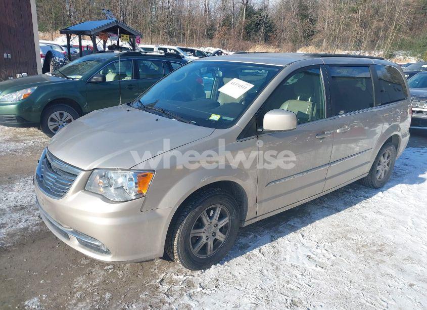 Photo 2 of 2012 Chrysler Town & COUNTRY TOURING (VIN 2C4RC1BG9CR383462)