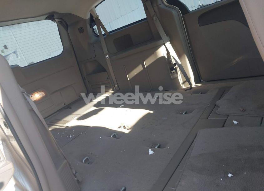 Photo 8 of 2012 Chrysler Town & COUNTRY TOURING (VIN 2C4RC1BG9CR383462)