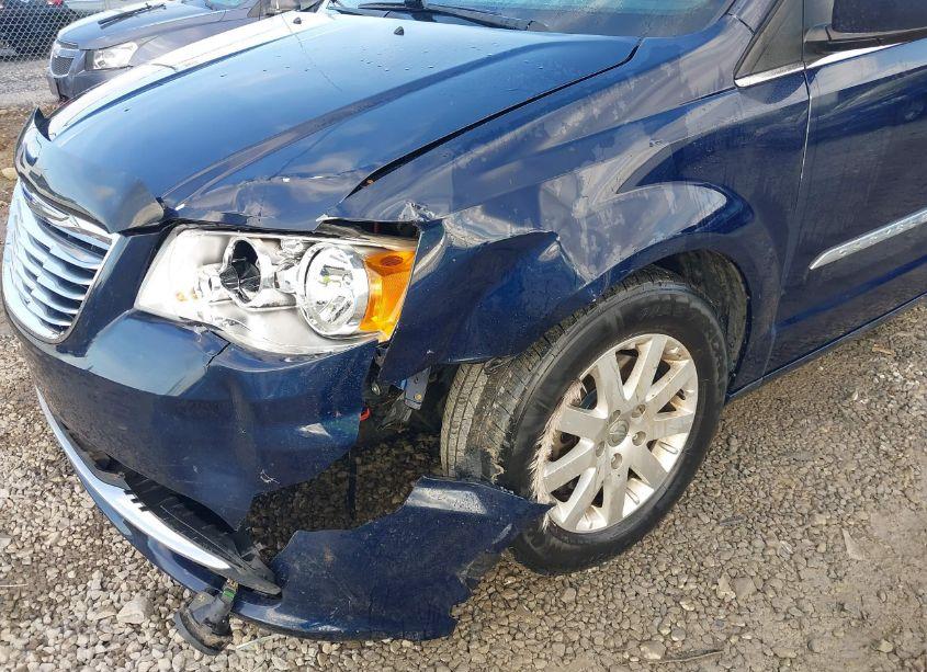 Photo 6 of 2013 Chrysler Town & COUNTRY TOURING (VIN 2C4RC1BG9DR559041)