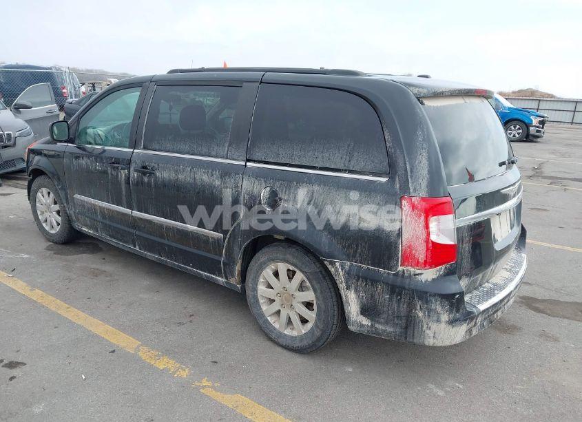 Photo 3 of 2013 Chrysler Town & COUNTRY TOURING (VIN 2C4RC1BG9DR560027)