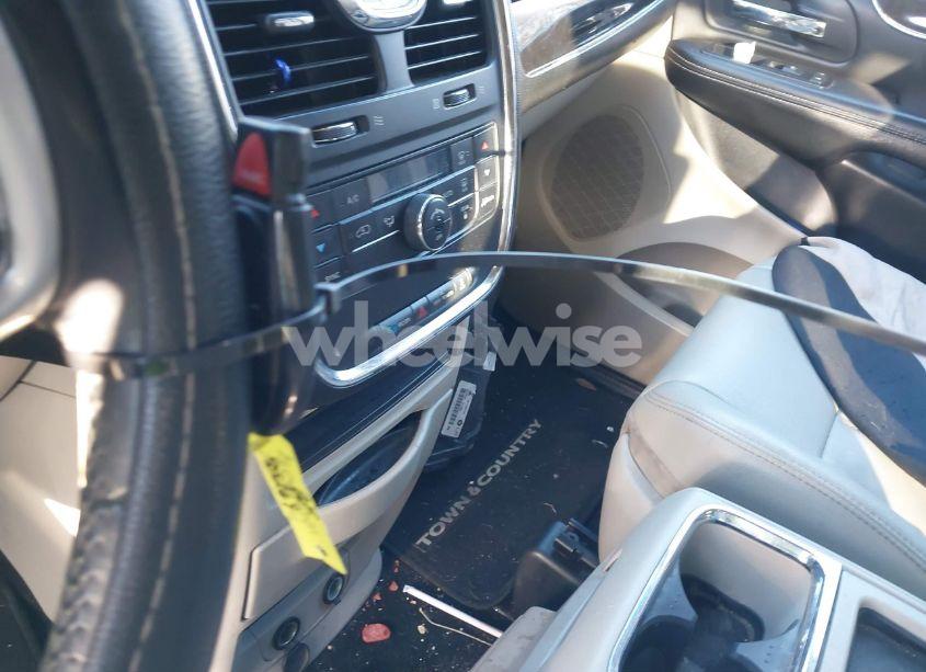 Photo 11 of 2013 Chrysler Town & COUNTRY TOURING (VIN 2C4RC1BG9DR574347)