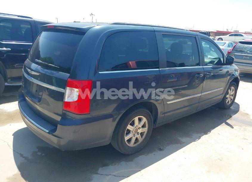 Photo 4 of 2013 Chrysler Town & COUNTRY TOURING (VIN 2C4RC1BG9DR594629)