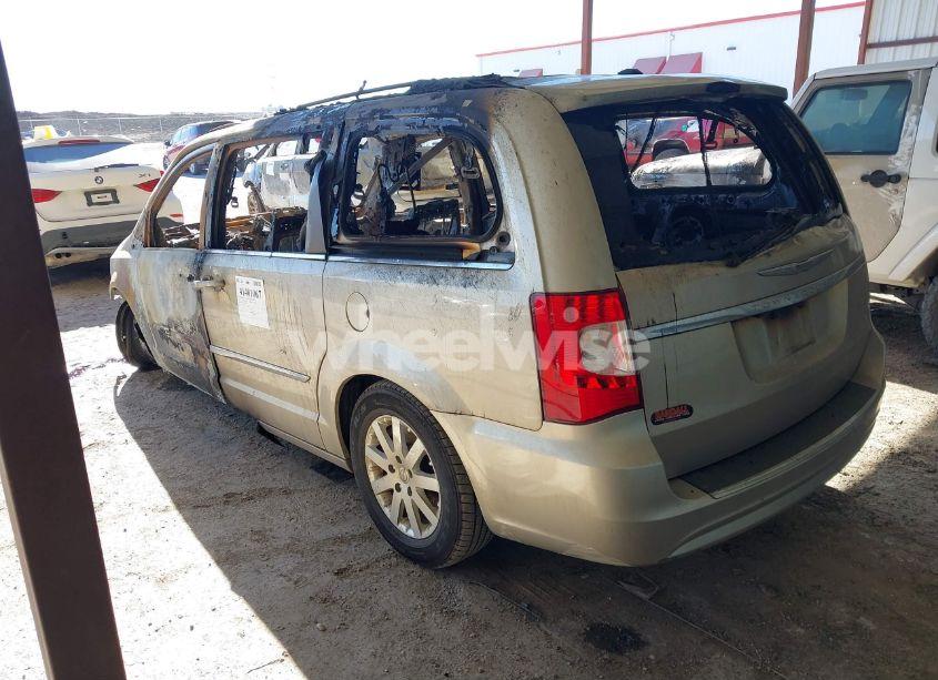 Photo 3 of 2013 Chrysler Town & COUNTRY TOURING (VIN 2C4RC1BG9DR622784)