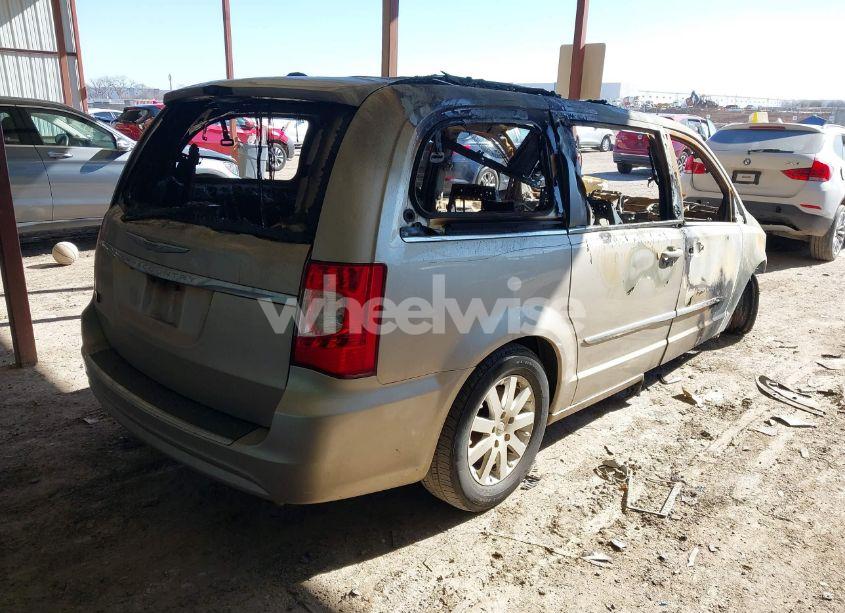 Photo 4 of 2013 Chrysler Town & COUNTRY TOURING (VIN 2C4RC1BG9DR622784)