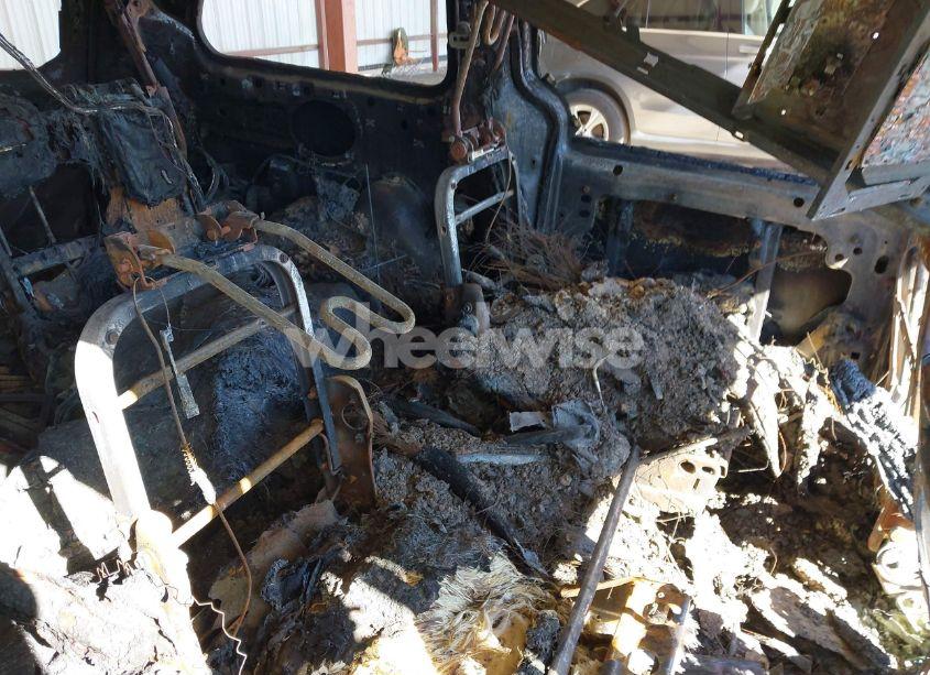 Photo 8 of 2013 Chrysler Town & COUNTRY TOURING (VIN 2C4RC1BG9DR622784)