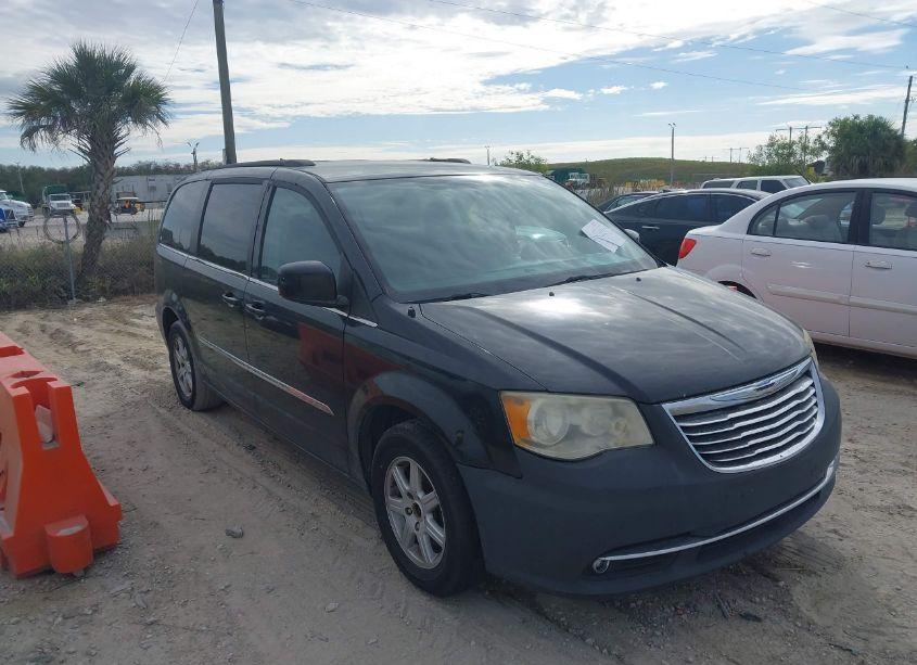 2013 Chrysler Town & COUNTRY TOURING (VIN 2C4RC1BG9DR658040) main photo
