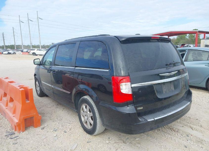 Photo 3 of 2013 Chrysler Town & COUNTRY TOURING (VIN 2C4RC1BG9DR658040)