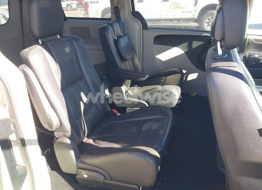 Photo 8 of 2013 Chrysler Town & COUNTRY TOURING (VIN 2C4RC1BG9DR714834)