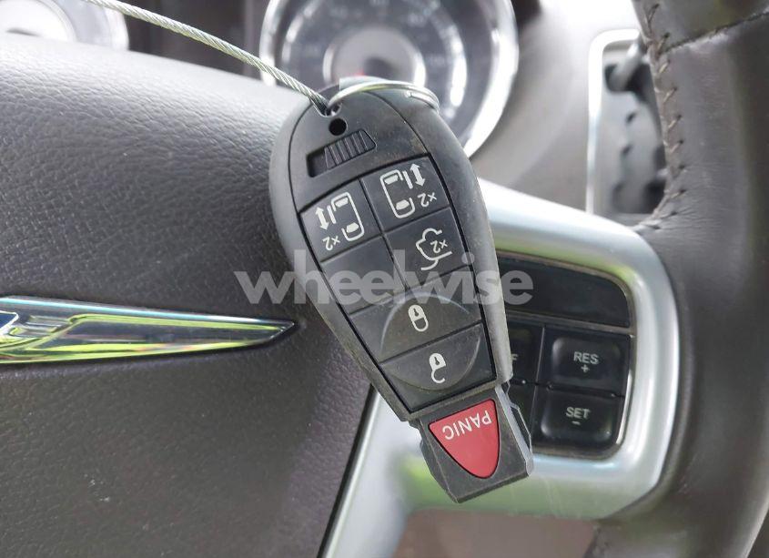 Photo 11 of 2013 Chrysler Town & COUNTRY TOURING (VIN 2C4RC1BG9DR720634)