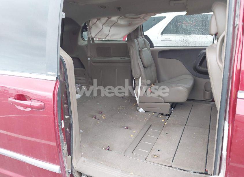 Photo 8 of 2013 Chrysler Town & COUNTRY TOURING (VIN 2C4RC1BG9DR720634)