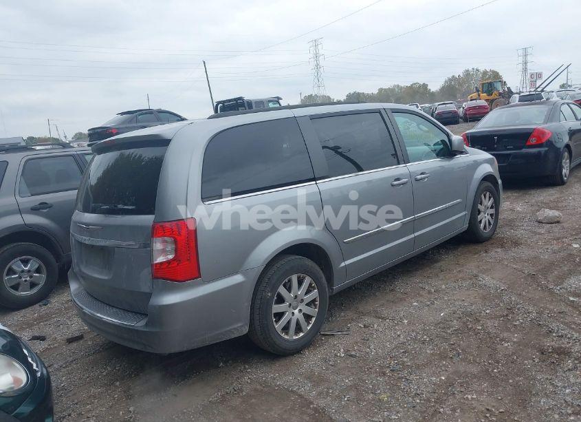 Photo 4 of 2013 Chrysler Town & COUNTRY TOURING (VIN 2C4RC1BG9DR722352)