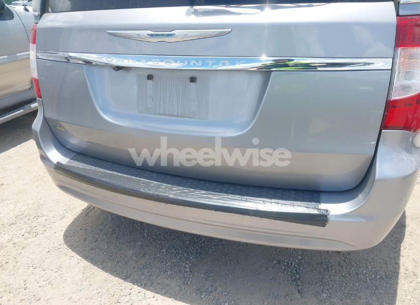 Photo 12 of 2013 Chrysler Town & COUNTRY TOURING (VIN 2C4RC1BG9DR726580)