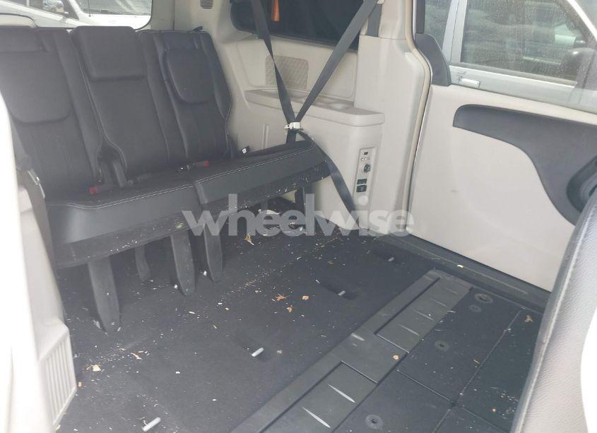 Photo 8 of 2013 Chrysler Town & COUNTRY TOURING (VIN 2C4RC1BG9DR726580)