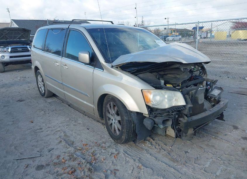 2013 Chrysler Town & COUNTRY TOURING (VIN 2C4RC1BG9DR753388) main photo