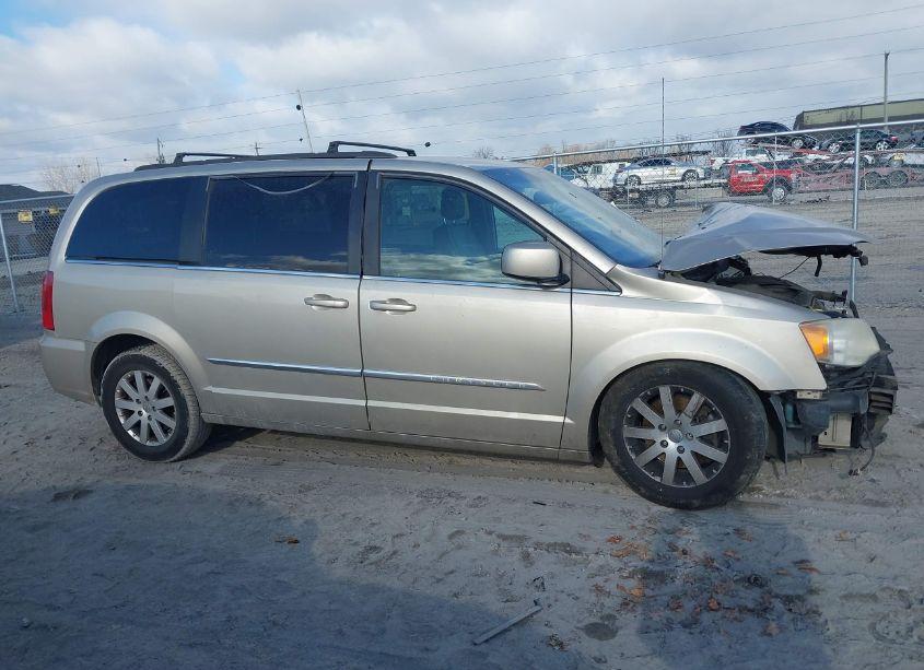 Photo 13 of 2013 Chrysler Town & COUNTRY TOURING (VIN 2C4RC1BG9DR753388)