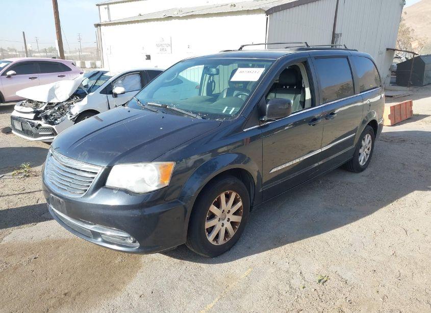Photo 2 of 2013 Chrysler Town & COUNTRY TOURING (VIN 2C4RC1BG9DR776430)