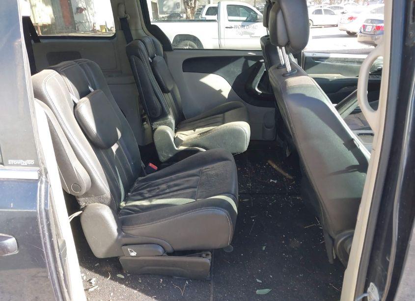 Photo 8 of 2013 Chrysler Town & COUNTRY TOURING (VIN 2C4RC1BG9DR776430)