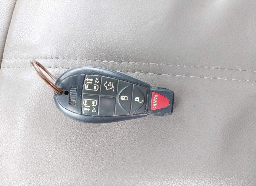 Photo 11 of 2013 Chrysler Town & COUNTRY TOURING (VIN 2C4RC1BG9DR778713)