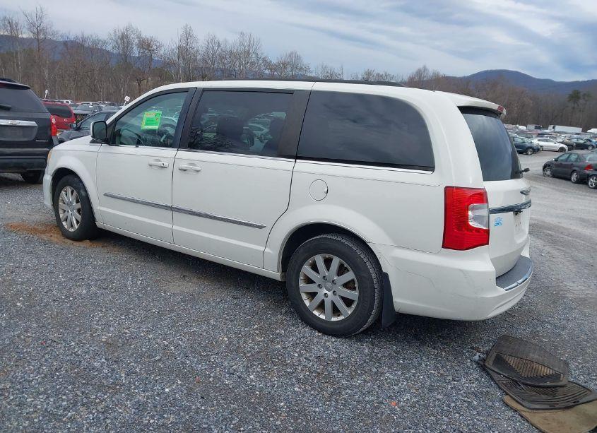 Photo 3 of 2013 Chrysler Town & COUNTRY TOURING (VIN 2C4RC1BG9DR778713)