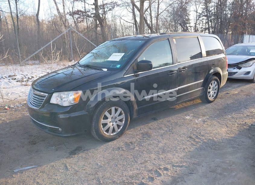 Photo 2 of 2013 Chrysler Town & COUNTRY TOURING (VIN 2C4RC1BG9DR783104)