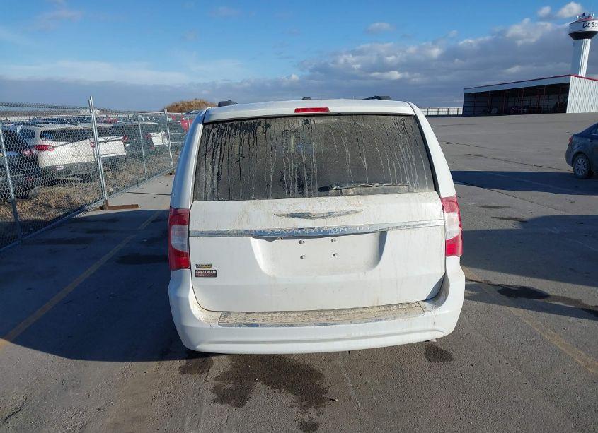 Photo 13 of 2014 Chrysler Town & COUNTRY TOURING (VIN 2C4RC1BG9ER215565)