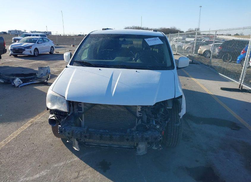 Photo 6 of 2014 Chrysler Town & COUNTRY TOURING (VIN 2C4RC1BG9ER215565)